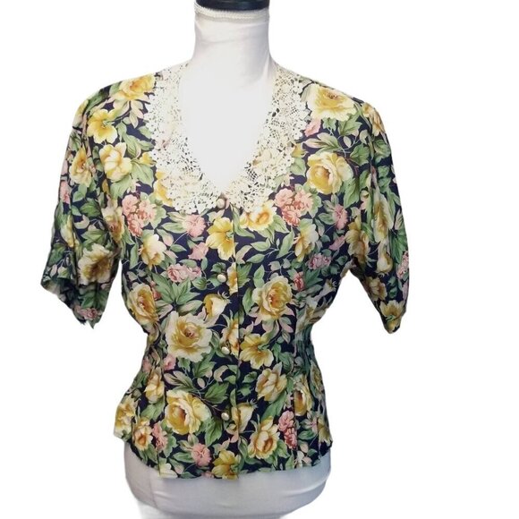 Vtg 80s Sara Michelle floral lace collar pearl button cottagecore blouse - Picture 2 of 9
